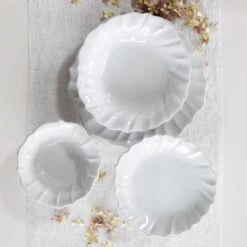 Incanto Stone Ruffle Four-Piece Place Setting -Kitchen Supply Store SINC W1100HS 4 2100 web3 1800x1800