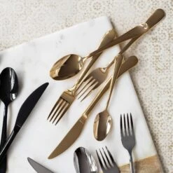 Settimocielo Five-Piece Place Setting -Kitchen Supply Store SLO 9800G 2100 web3 afcfe3eb 4c64 4478 8695 1bebd0f13202 1800x1800